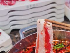 -来龍儿鲜切牛肉自助老火锅