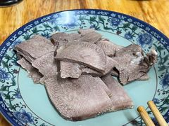 -何永光123鲜牛肉馆(1号店)