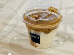 -LAVAZZA 拉瓦萨咖啡(北外滩来福士店)