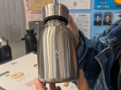 -M Stand(上海人民广场来福士店)