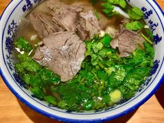 -嘻小北·兰州清汤牛肉面(太平洋森活天地店)