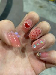 -吉吉靓甲美睫