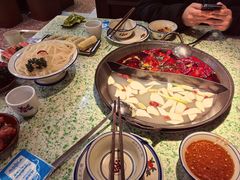 -鸿姐老火锅(疁城新天地店)