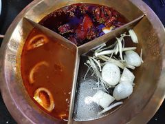 -锅说大脸毛肚重庆老火锅(佐阾店)