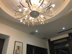 -鸭王烤鸭店(三里河店)