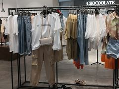 -URBAN REVIVO(上海中庚漫游城店)