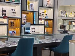 -利明眼镜(顺河路店)