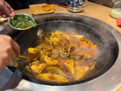 -咱屯子铁锅炖直营店(保利店)