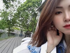 -华凌山庄·隐湖栖