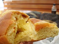 皇室忌廉包-老佛爷饼店