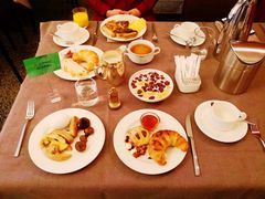 -因特拉肯贝乌里瓦奇大酒店