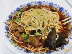 牛肉牛杂面-萍记·鲜肉泡菜粉·非遗襄阳牛肉面