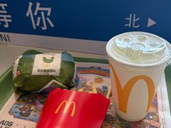 -麦当劳(新天地得来速店)