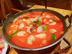 -老滇山寨•云南特色菜•地方菜•民族风情歌舞表演(金碧店)