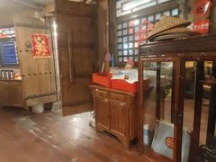 -旺角小渔村·海肠捞饭开创者(环山路店)