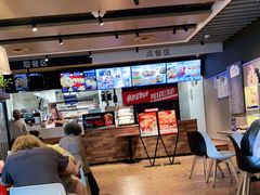 -肯德基(中纬店)