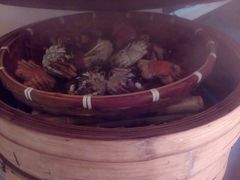 大闸蟹-海口绿发希尔顿酒店-田园汇自助餐·三文鱼·海鲜