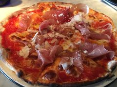 -Pizza Express(机场T1店)