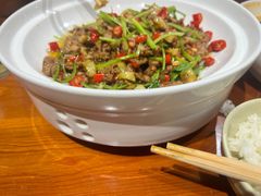 -琥珀老六龙虾(四里河店)