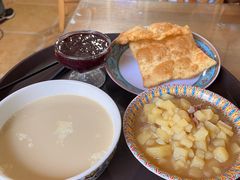 -努尔古丽奶茶