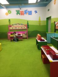 -莫莉幻想儿童乐园(青岛金茂湾店)