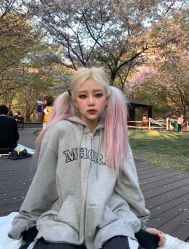 -AYO SALON