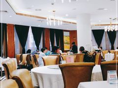大堂-老人和饭店(淮海中路店)