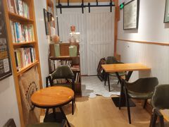 -长颈鹿咖啡(大学路店)
