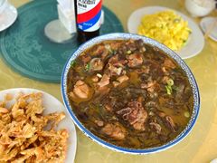 -华龙特色大骨鸡农家菜馆