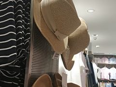 -优衣库(北京万柳华联购物中心店)