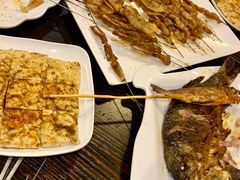 -郑贵初烧烤·烤凤爪的发明者(王家湾店)