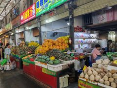 -曼阁市场水果批发市场