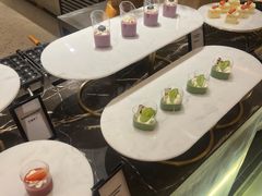 -广州万富希尔顿酒店·感趣自助餐厅·金秋蟹宴生蚝海鲜刺身