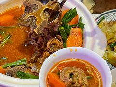 -霄汉牛三鲜湖北砂锅菜(万松园2店)