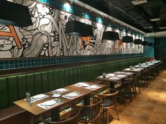 -亚马逊环球美食百汇(新城吾悦广场店)