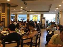 -迎宾楼(解放西街店)