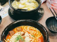 -灵芝妹子海鲜米线(瓦房店新玛特店)