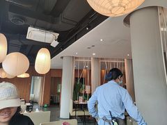 -莲餐厅·湖北菜·潜江小龙虾店(愚园路店)