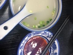 骨头汤-艾米私房馄饨
