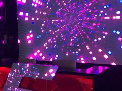 -范特西FANTASY量贩式KTV(民主广场店)