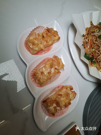 适合和朋友来坐坐聊聊天 2，菜品颜值很高