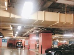 -上海来福士广场-停车场