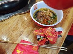 -袁记串串香(泉水轻轨站店)