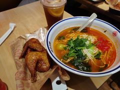 -遇见小面(站西路店)