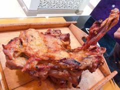 烤羊腿-乡村馕坑肉·烧烤·新疆菜·本地人更爱吃(阿勒泰首店)