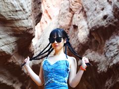 -天山神秘大峡谷