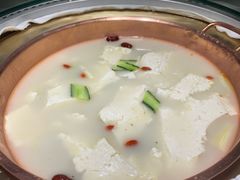 排骨豆花锅-弘雅饭店