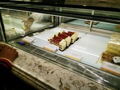面包甜点陈列柜-法桐蛋糕·手作面包(万象城店)