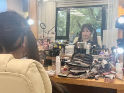 -晓V彩妆造型(大学路店)