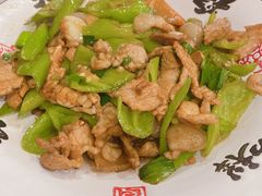 -老唐三下锅 ·张家界地标美食(溪布街店)